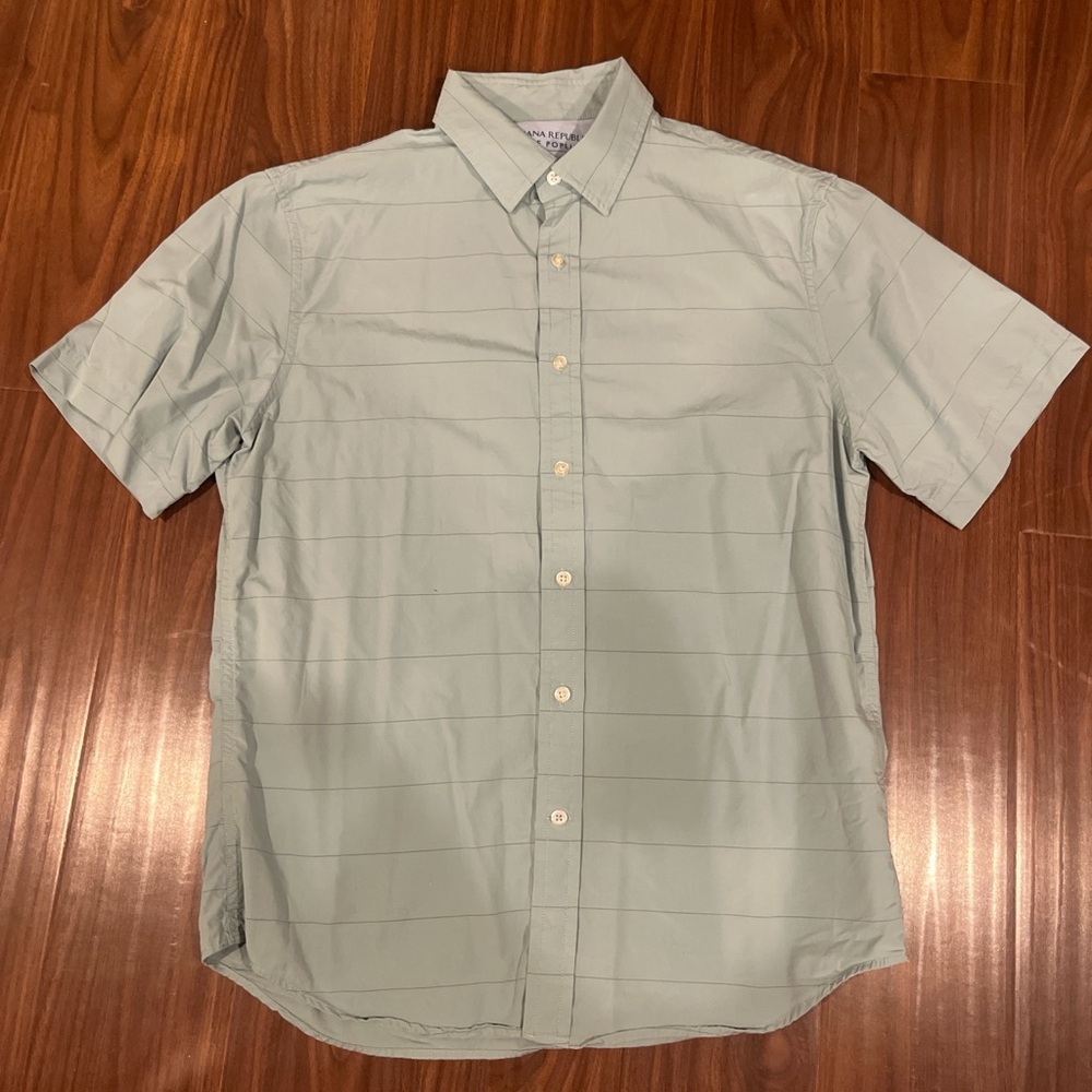 Banana Republic Men's Mint Button Down Shirt